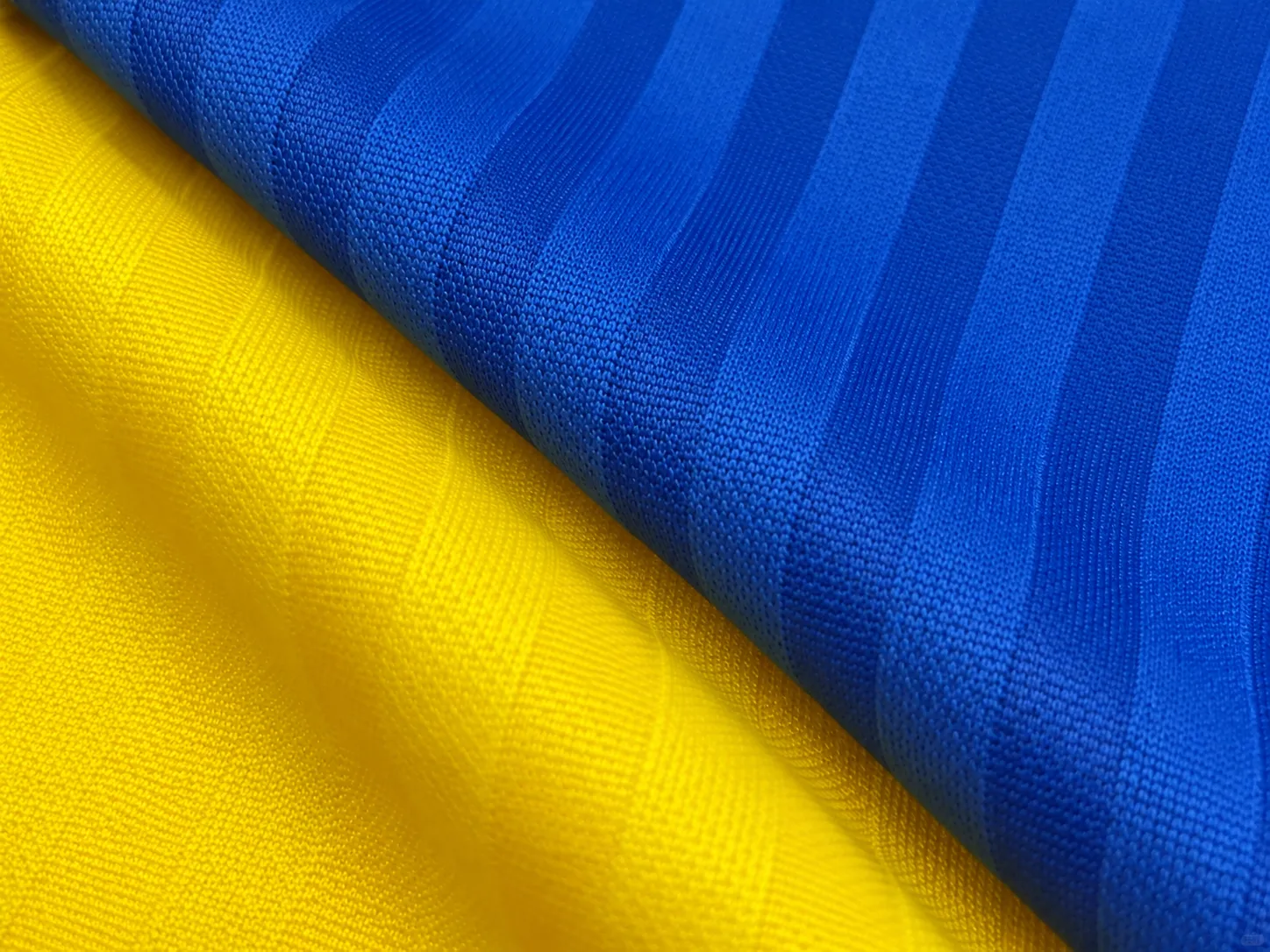 Moisture transfer and surface dryness review of activewear fabric for product development