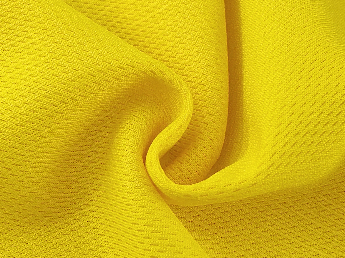 Mesh knit fabric open structure